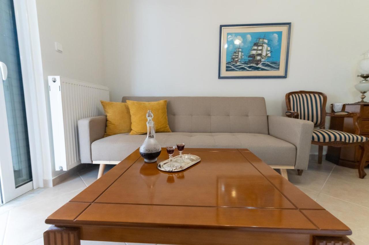Ikaros Apartment เปรเวซา ภายนอก รูปภาพ