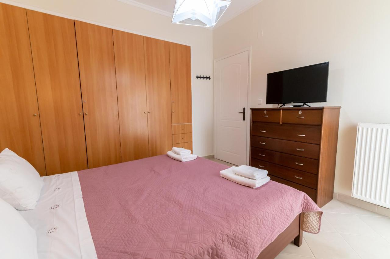 Ikaros Apartment เปรเวซา ภายนอก รูปภาพ