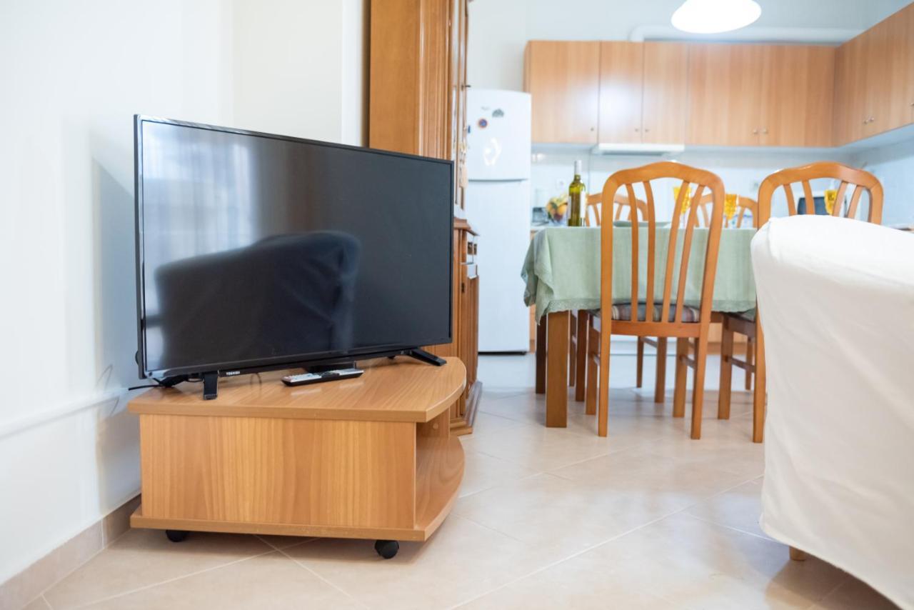 Ikaros Apartment เปรเวซา ภายนอก รูปภาพ