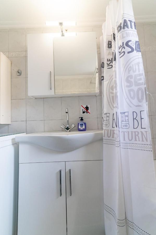 Ikaros Apartment เปรเวซา ภายนอก รูปภาพ